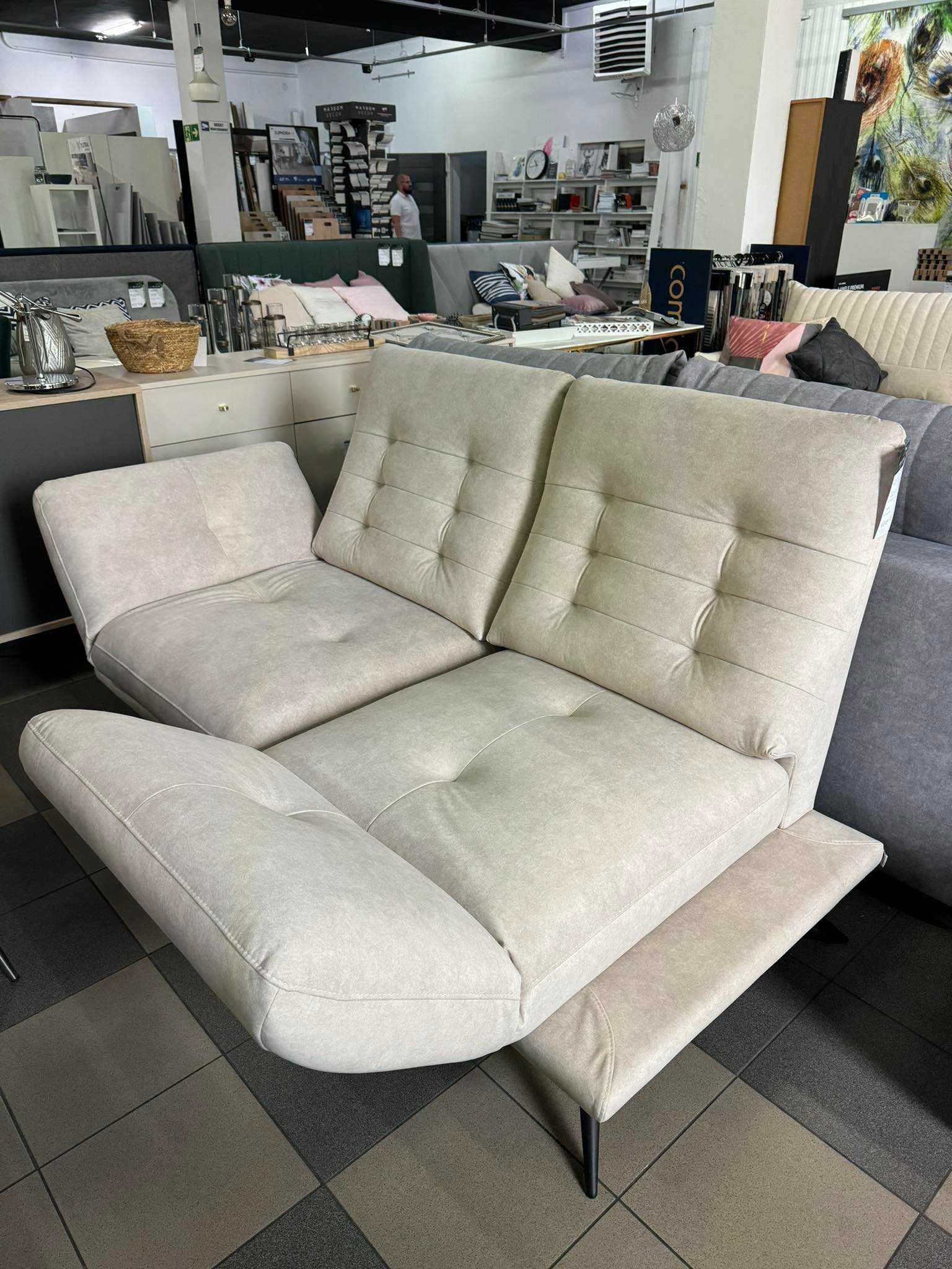 Sofa SCILLA  z obrotowymi siedziskami VERO