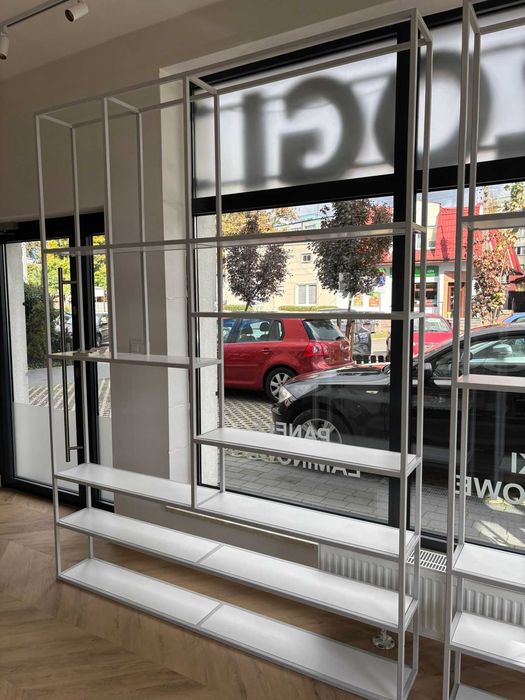 Regały - prezentacja ekspozycji