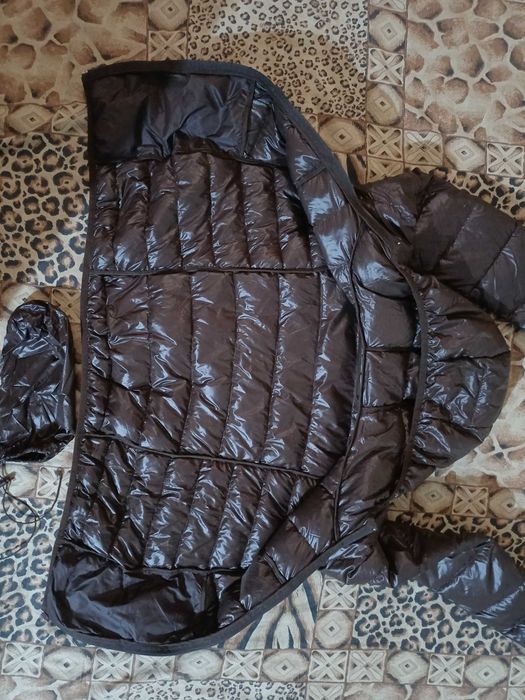 Куртка женская ,демисезонная . Размер S . Цвет коричневый .