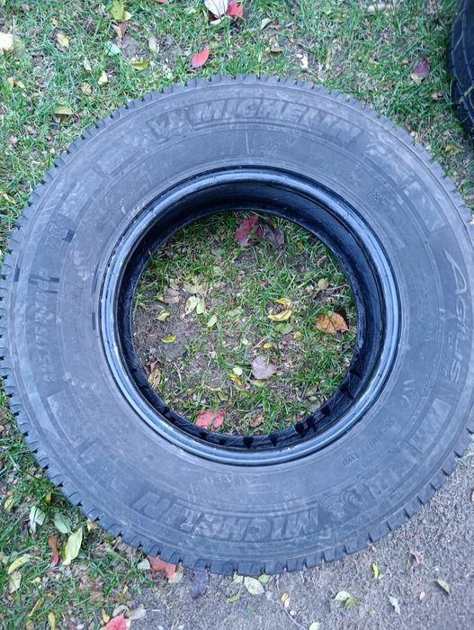 Opony m+S Michelin 225/75 r16 cp