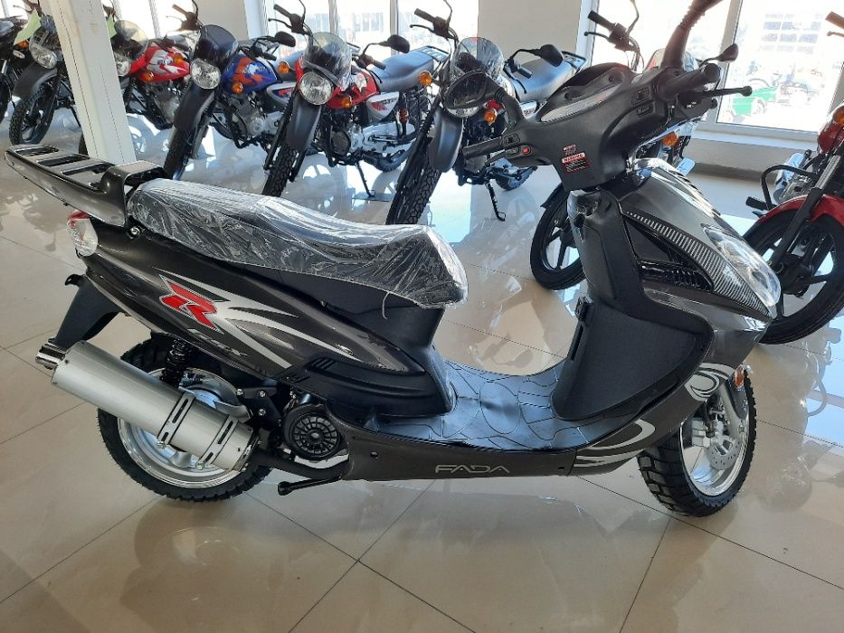 Cкутер FADA YB150T-15D