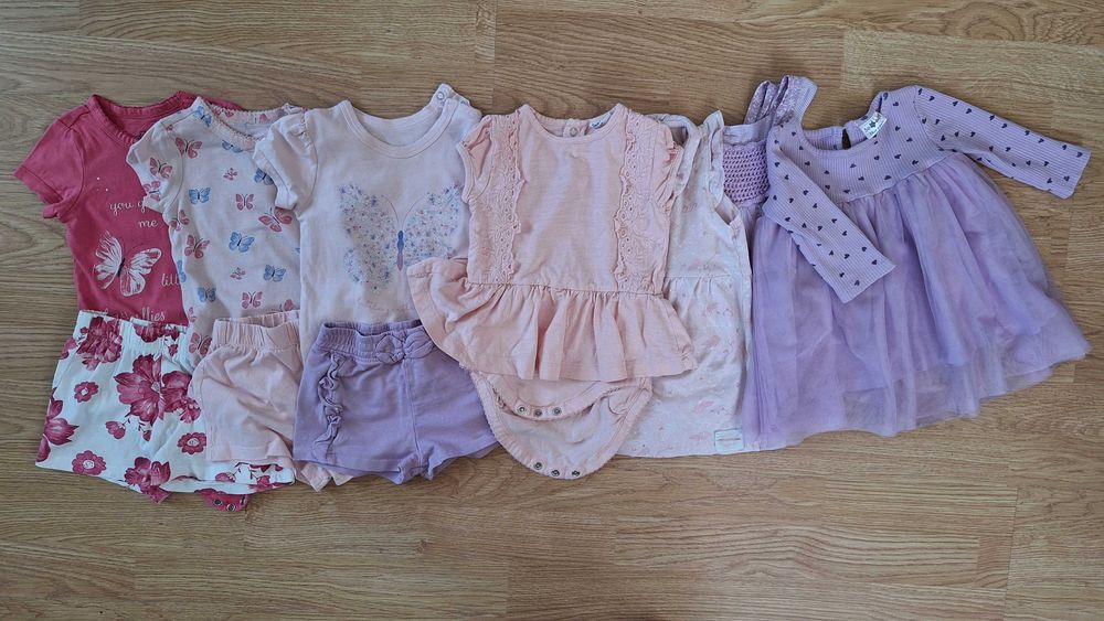 Paka ubranek dla dziewczynki 74