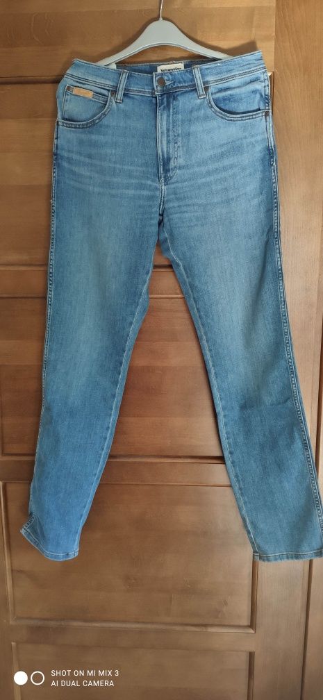 Wrangler Texas Slim The Story męskie jeansy rozm 30/32 jak 29/32