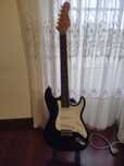 Guitarra Elétrica