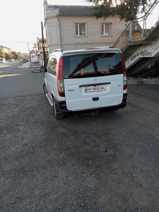 Мерседес Віто 111