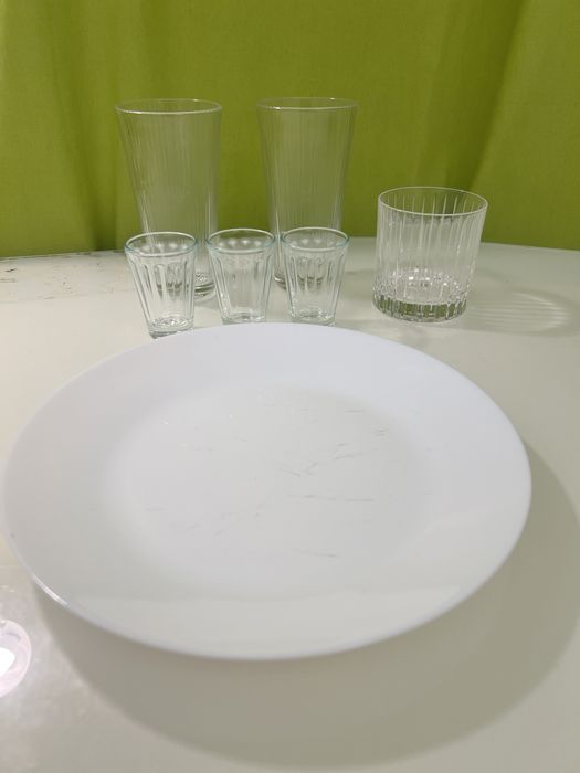 Кухонная утварь элитных фирм «Cristofle», «Bernardaud» «Villeroy&Boch»
