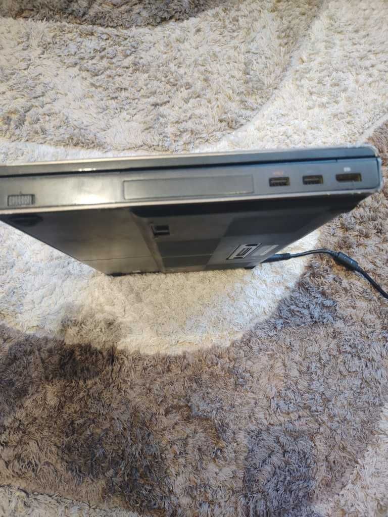 Laptop Dell Precision M4700  500GB + stacja dokująca K07A
