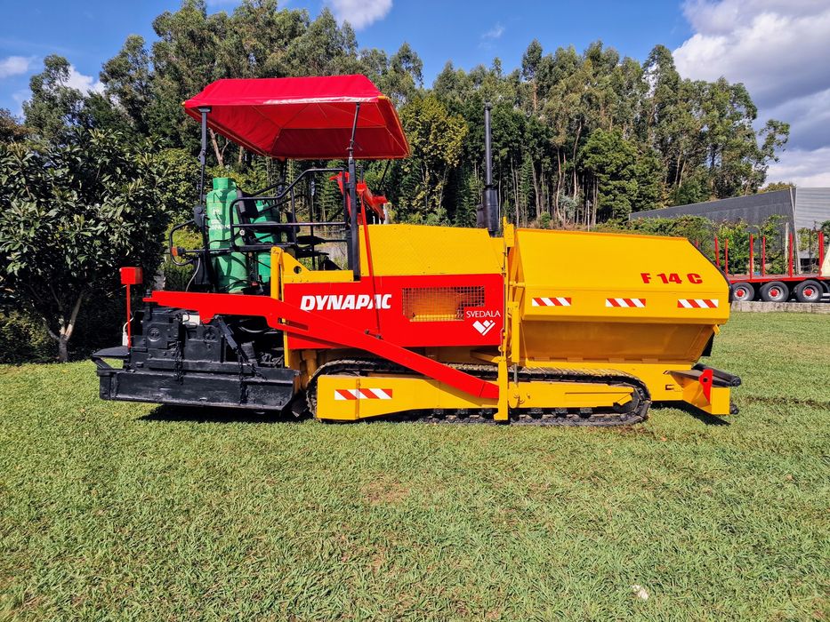 Pavimentadora de betuminoso