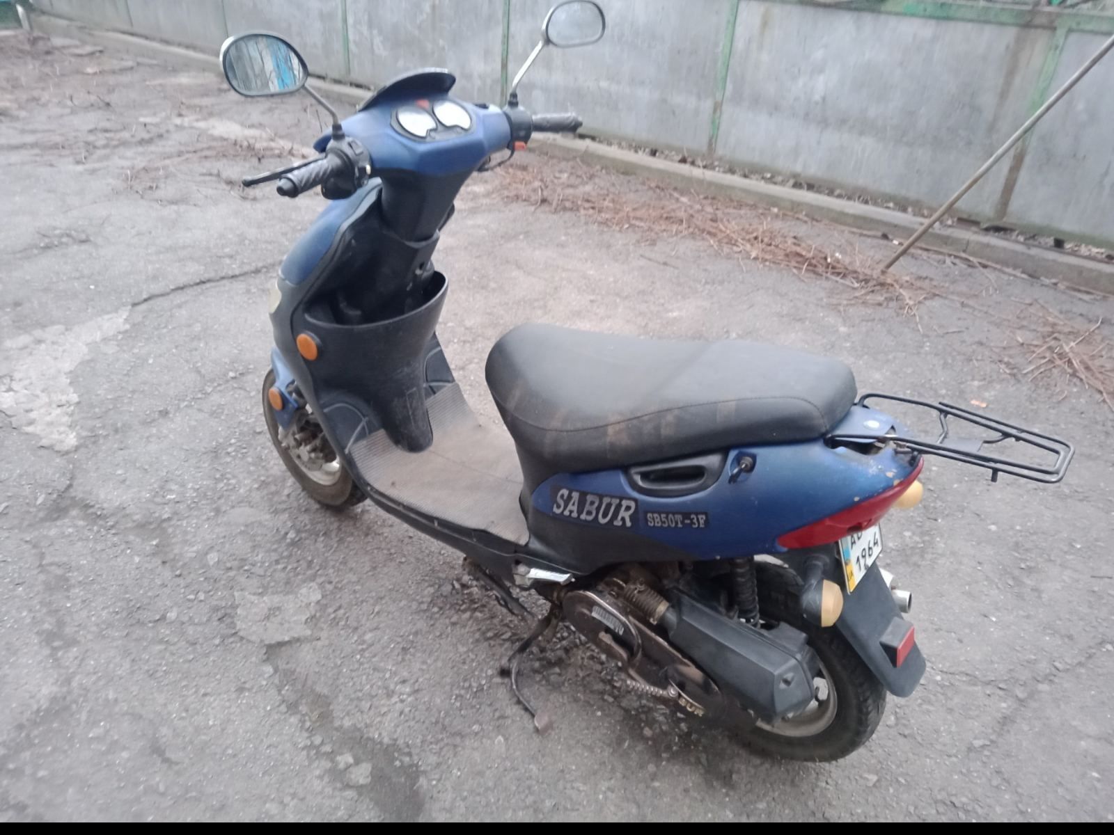 Продам скутер Sabur