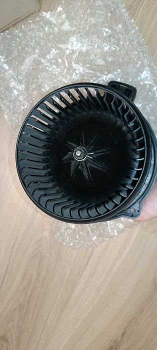 Bosch моторчик вентилятор пічки 971114L000 на Hyundai та Kia