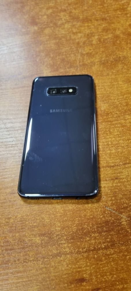 Samsung Galaxy s 10e