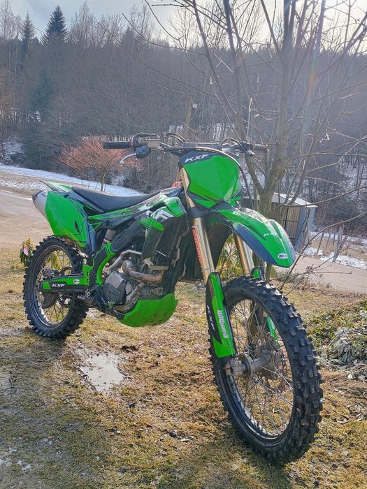 Kawasaki kxf250.