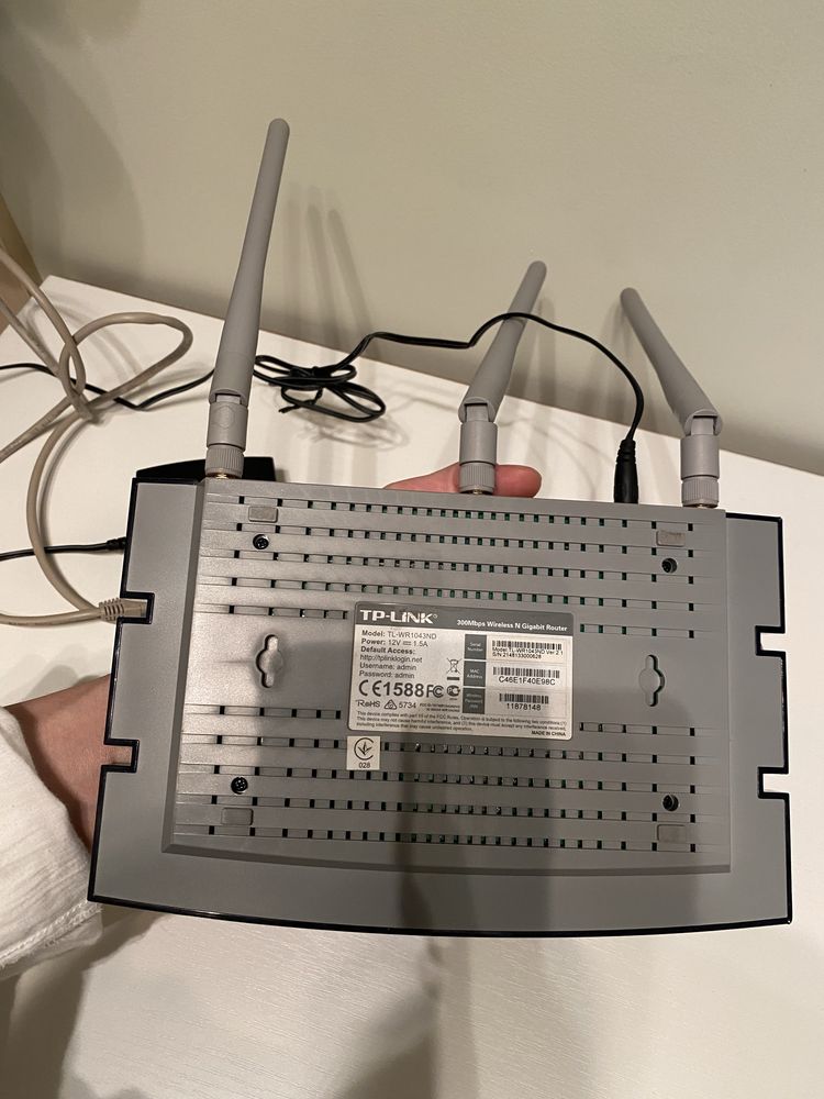 Маршрутізатор TP Link TP-1043nd