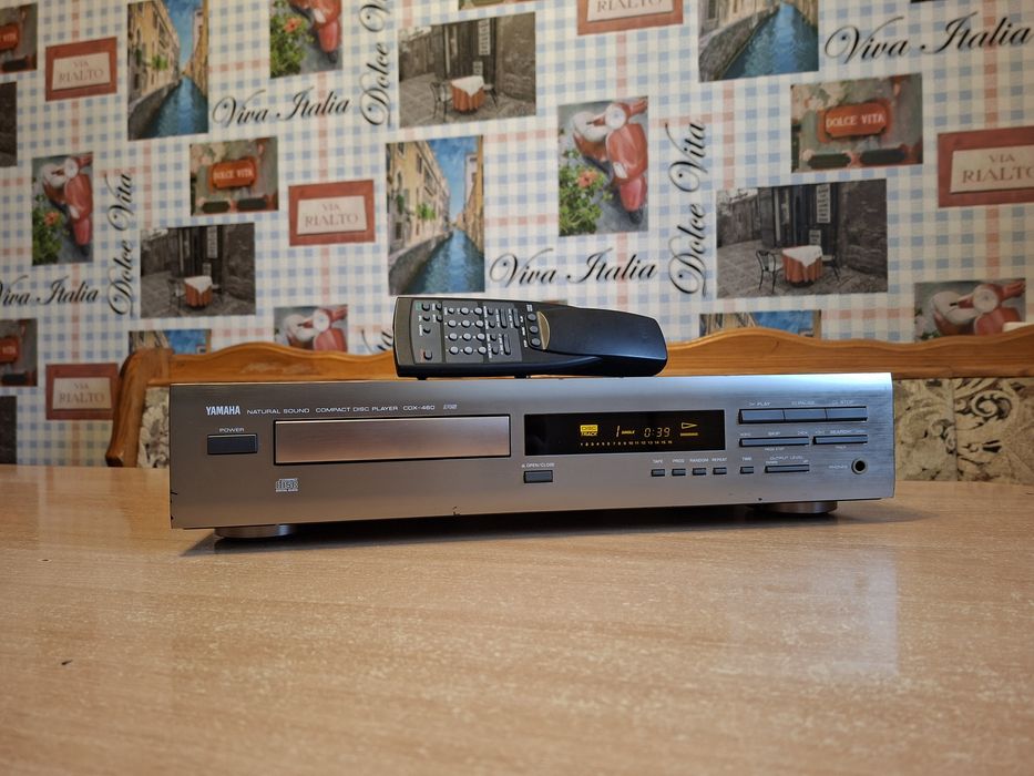 Стильный японский CD-проигрыватель Yamaha CDX-460,АССОРТИМЕНТ!