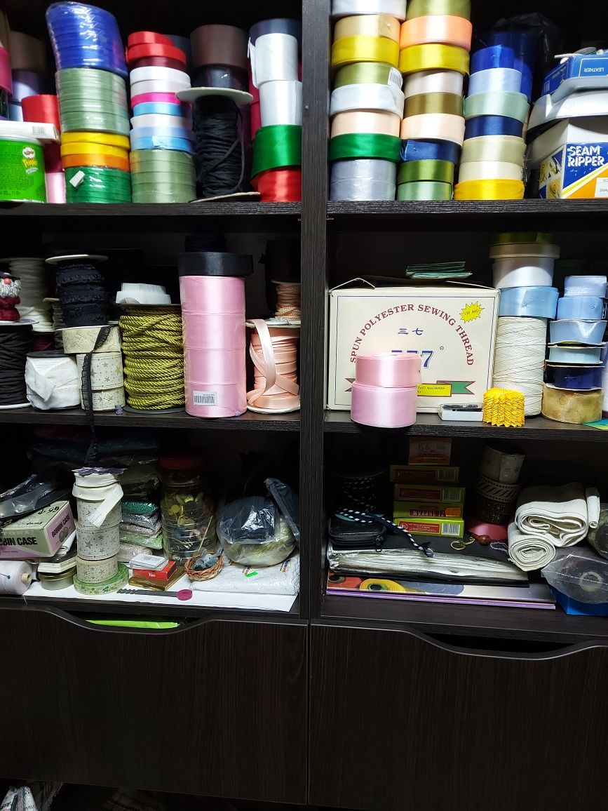 Продам разные ткани - батист, подкладочная, гипюр, тюль, и др.