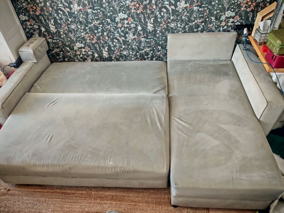 Narożnik z funkcją spania godula