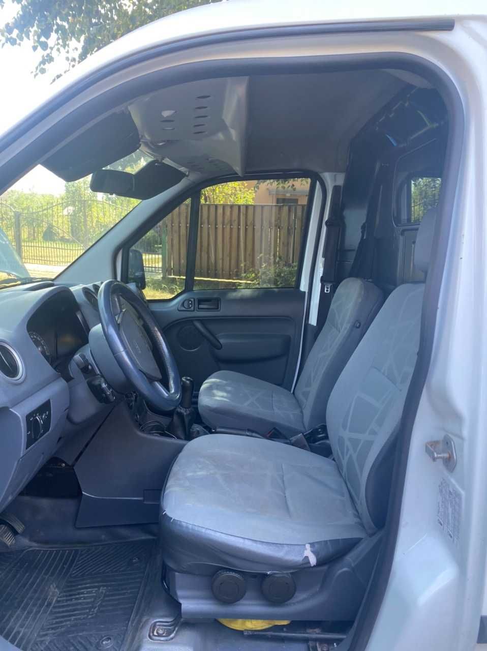 Продаж автомобіля Ford Transit Connect 2011