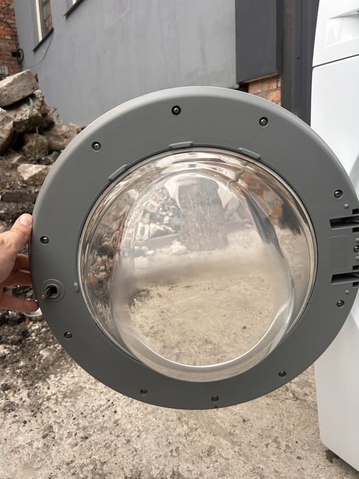Продам пральну машину Samsung 8kg в ідеальному стані