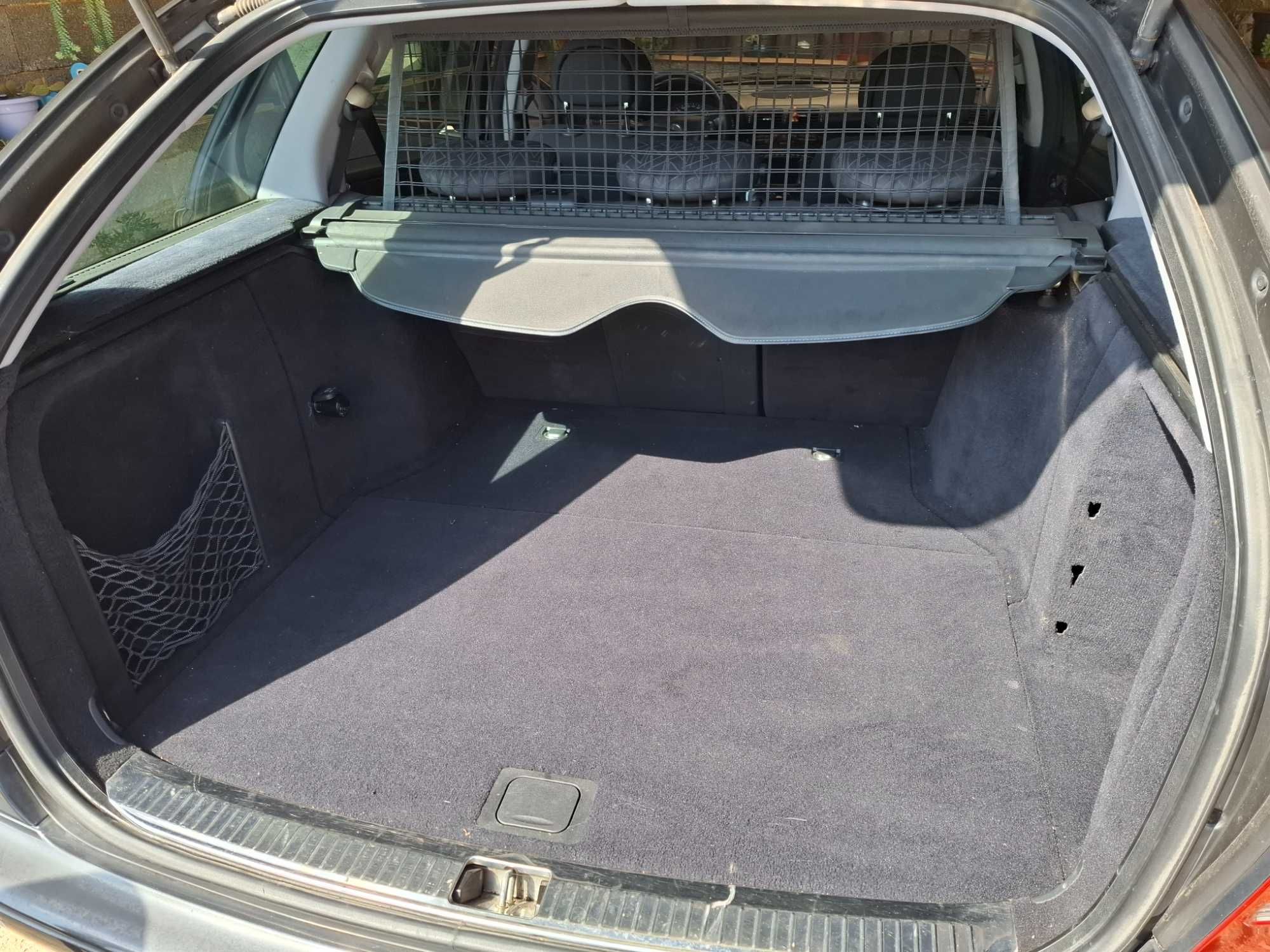Carrinha Mercedes C270