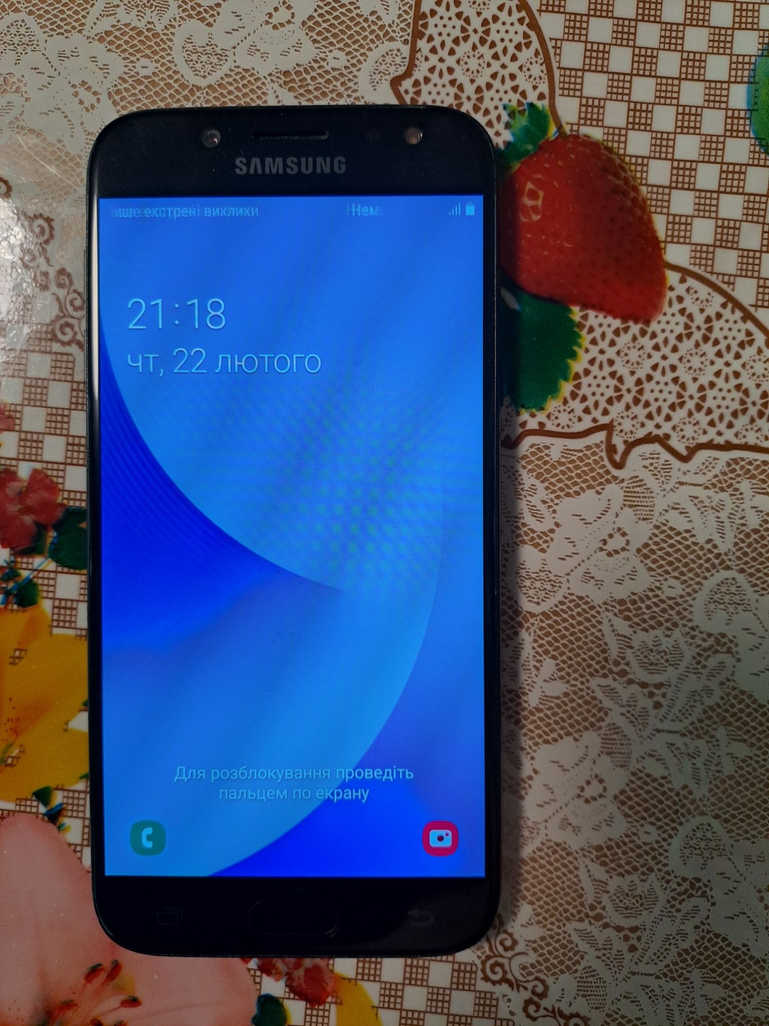 Продам телефон samsung galaxy j5