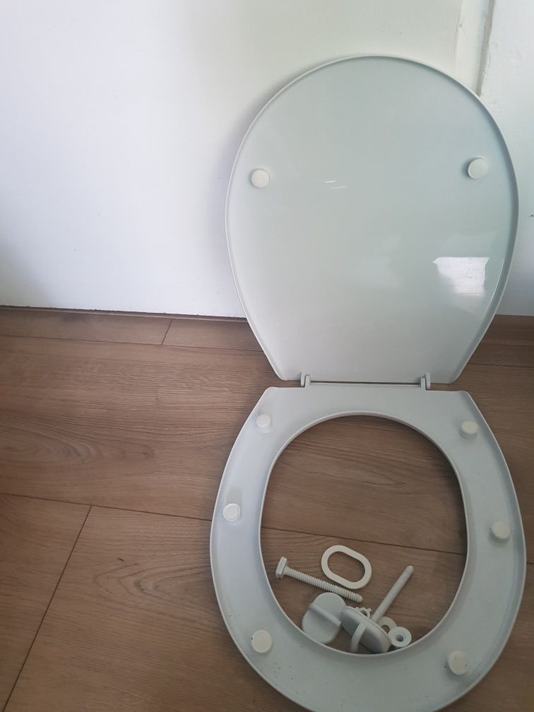 Plastikowa  deska sedesowa  WC