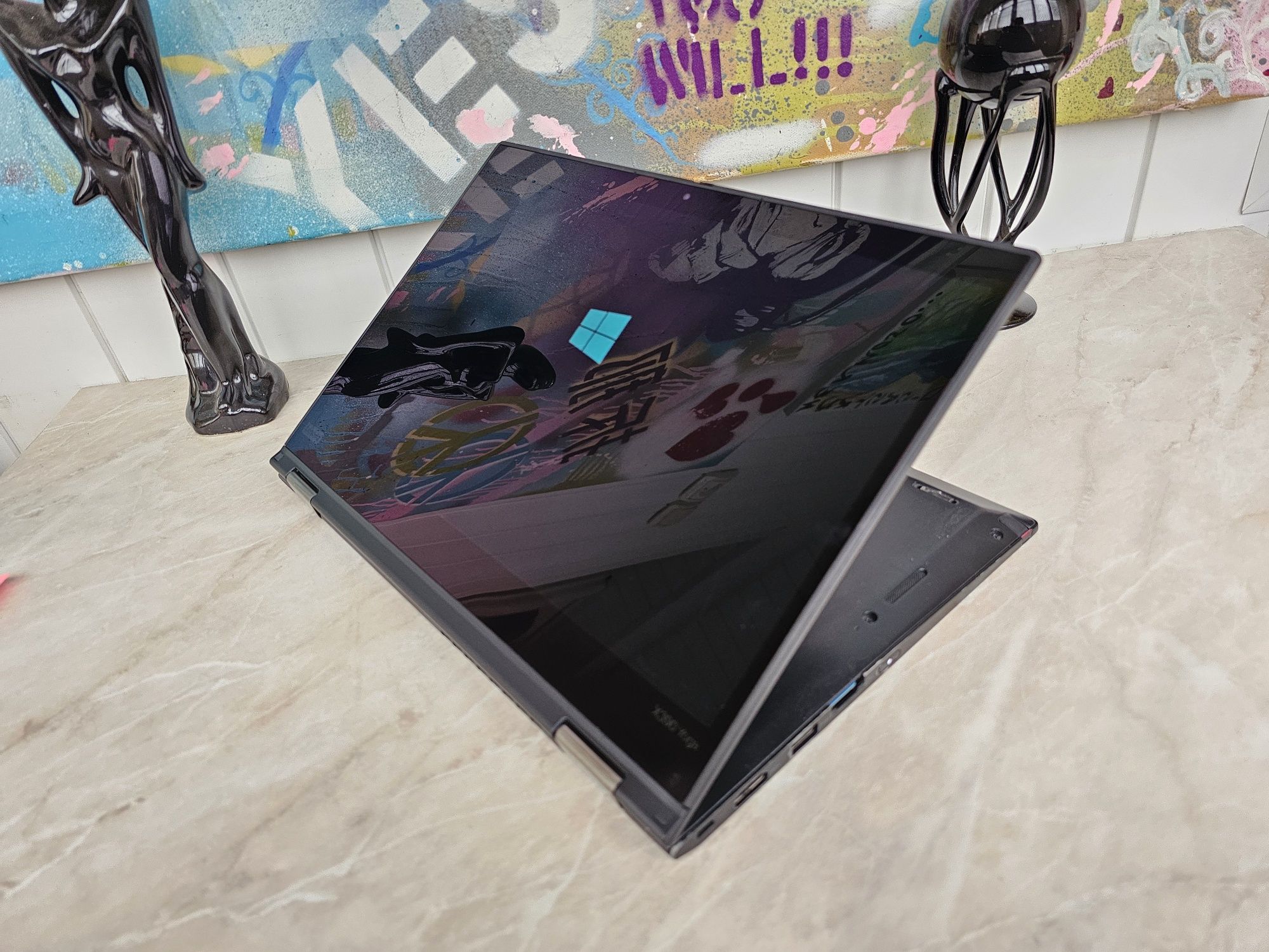 Сенсорний ноутбук-трансформер Lenovo x390 Yoga