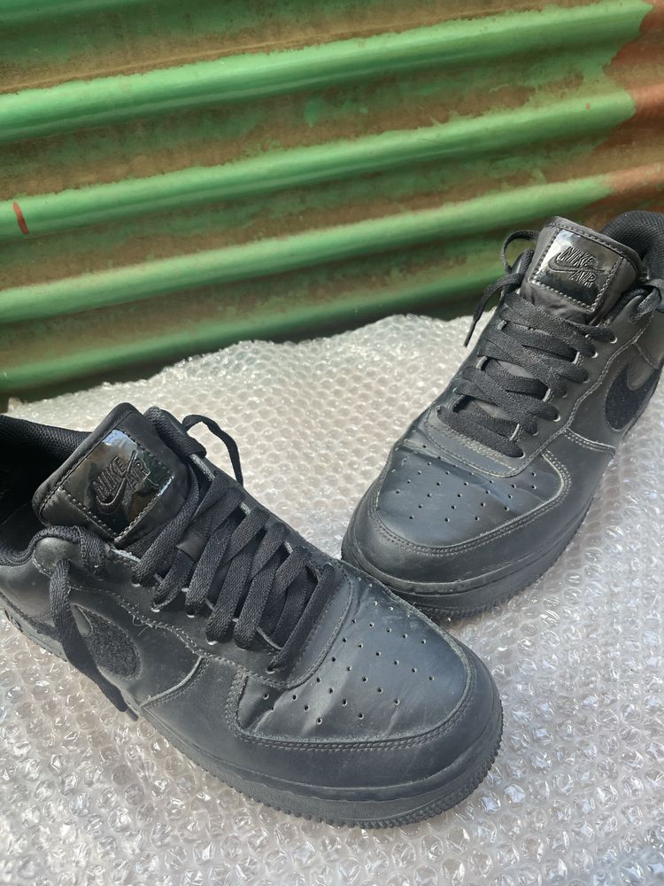Nike air fource 1 black 42р + свуши липучки