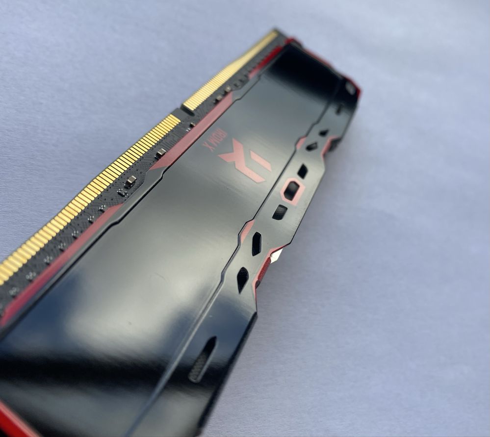 Pamięć GoodRam IRDM X, DDR4, 16GB, 3200MT/s, CL16