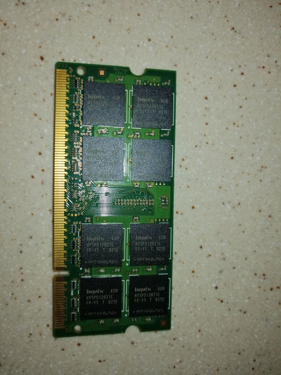 Pamięć RAM 1GB DDR2 PC2 5300S 667MHz 1024MB SODIMM