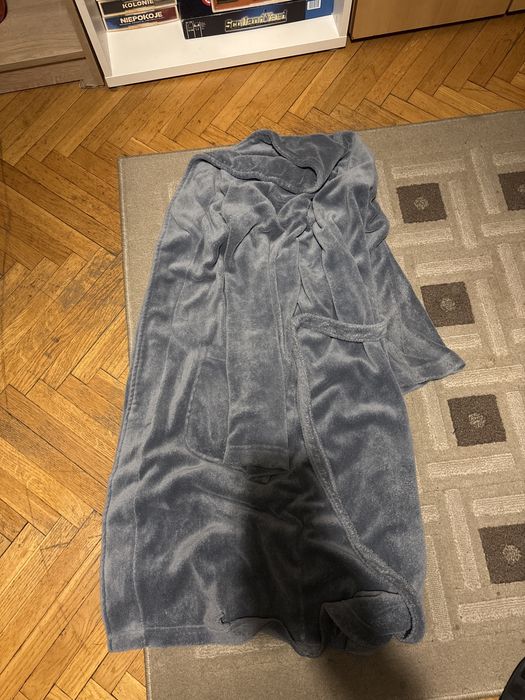 Spory szlafrok w stanie bardzo dobrym