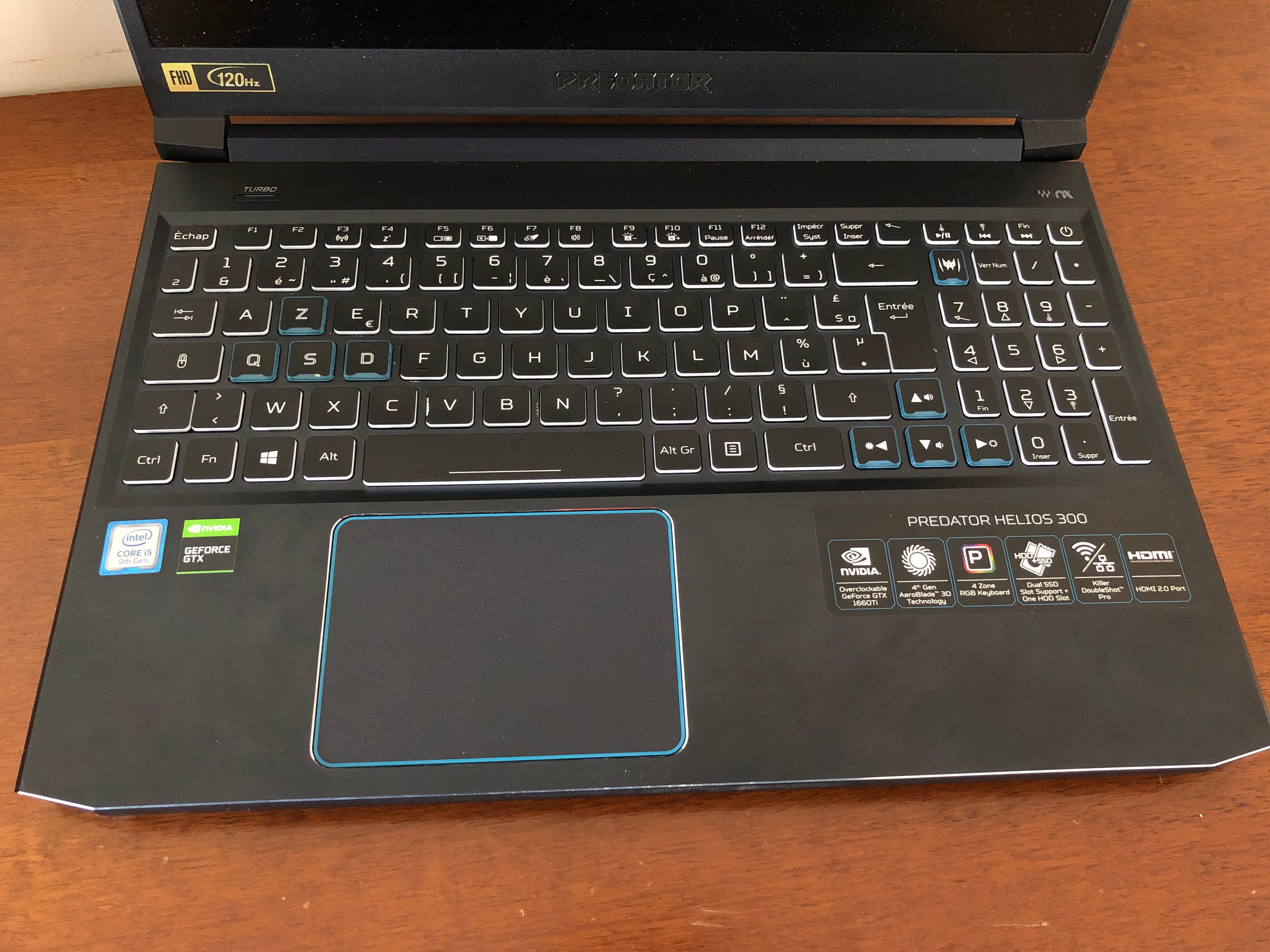 Portátil Acer Predator Helios 300 PARA PEÇAS