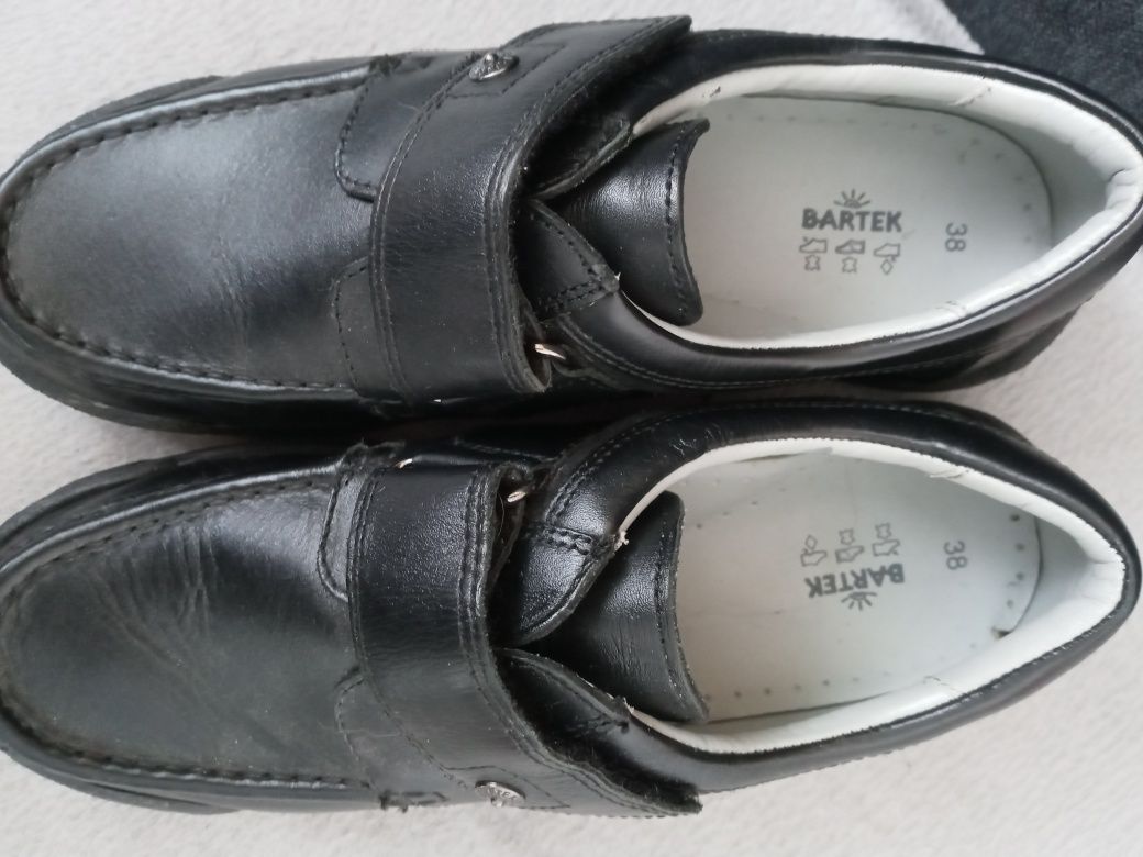 Eleganckie buty skórzane Bartek, rozmiar 38, na komunię