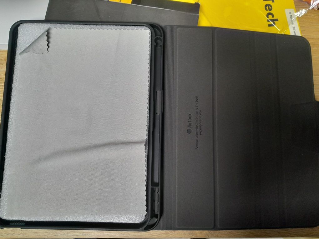 Etui skórzane antbox do ipad 10 generacji 10,9 cala