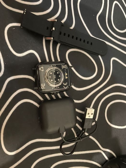 Smartwatch fitness com 1,83 polegadas