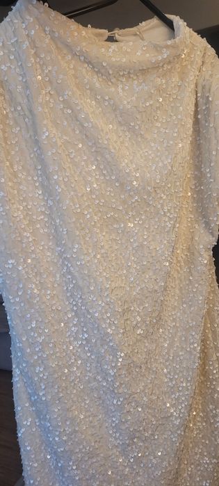 Sukienka kremowa cekinowa