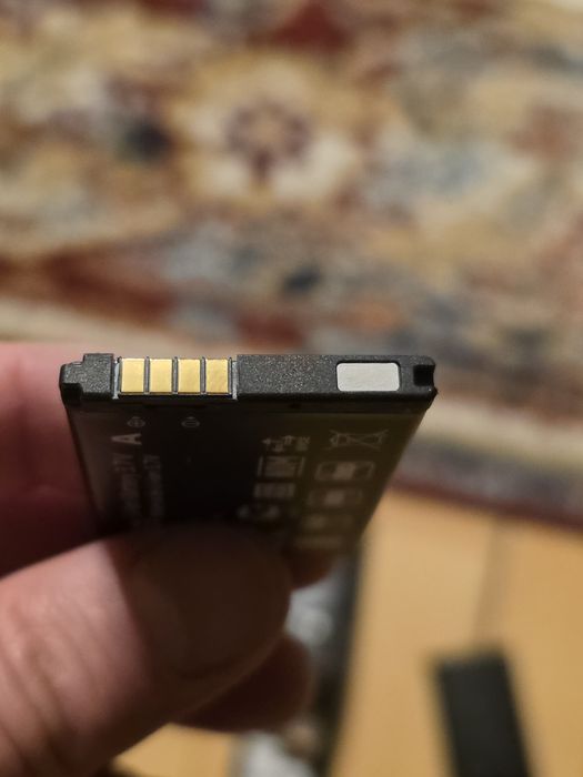 Telefon z klapka LG A133