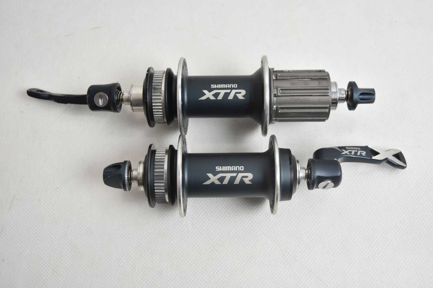 piasty SHIMANO XTR m970 ! 135mm ! 32ot. ! pod tarcze ! unikat !