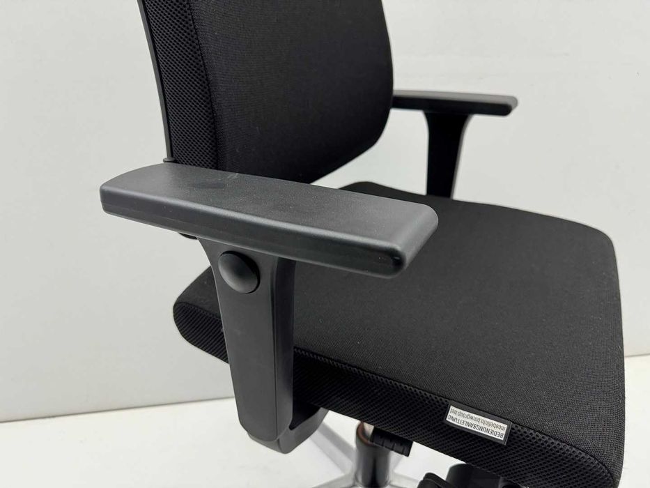 SEDUS BLACK DOT-102 krzesło biurowe czarne fotel obrotowe kółka
