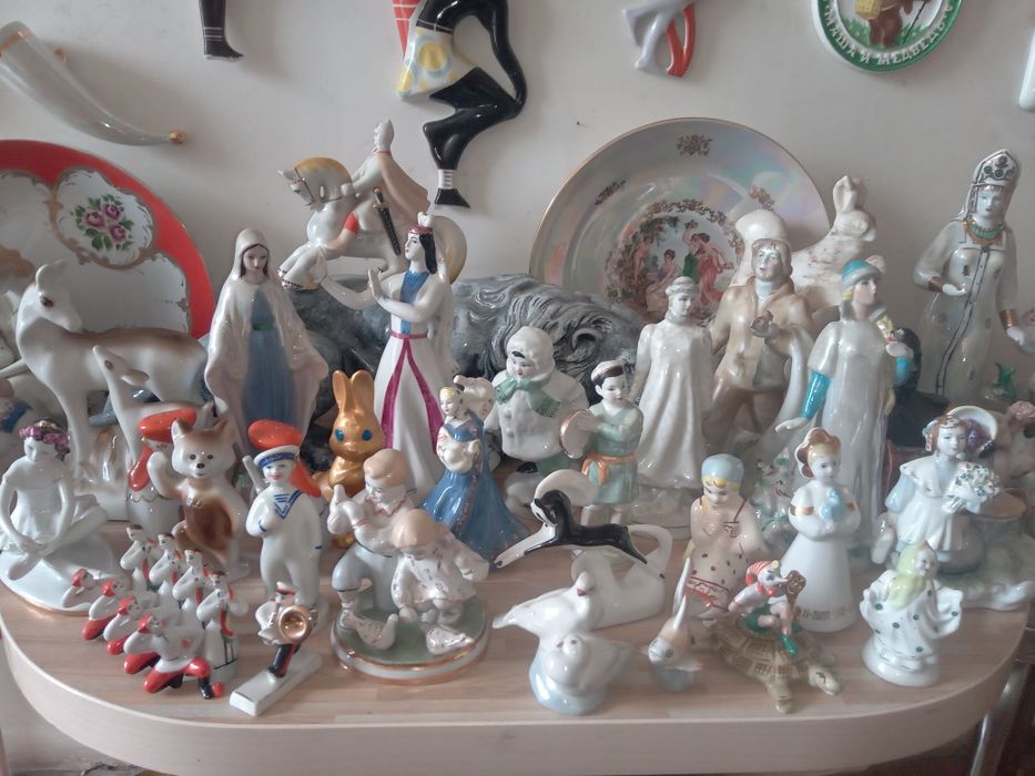 Фигурки статуэтки фарфор