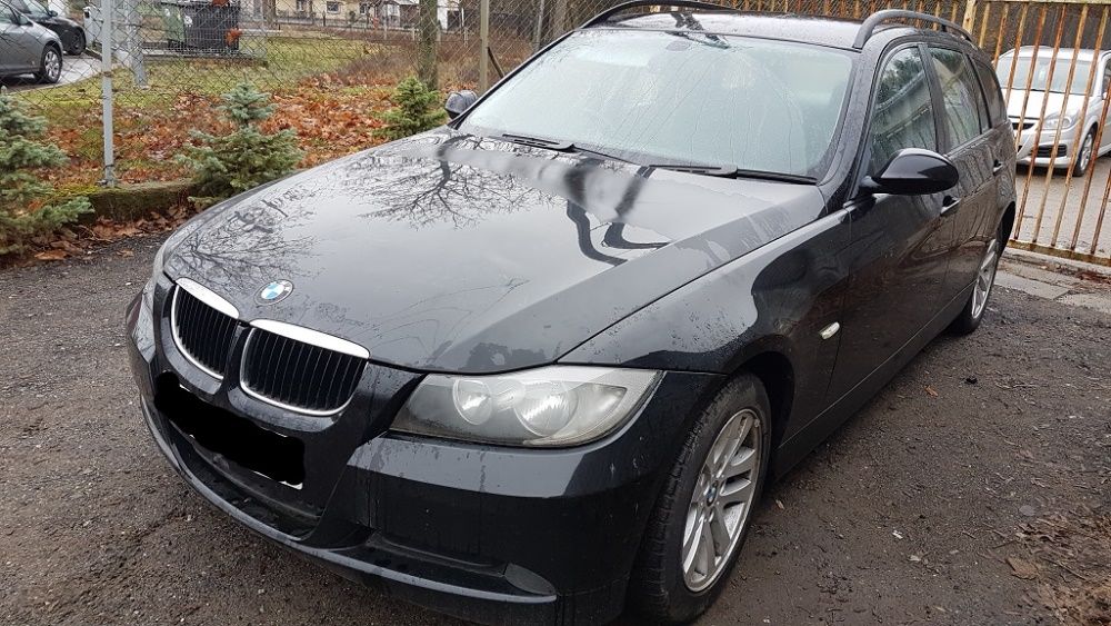 Maska błotnik zderzak drzwi BMW E91 schwarz 2