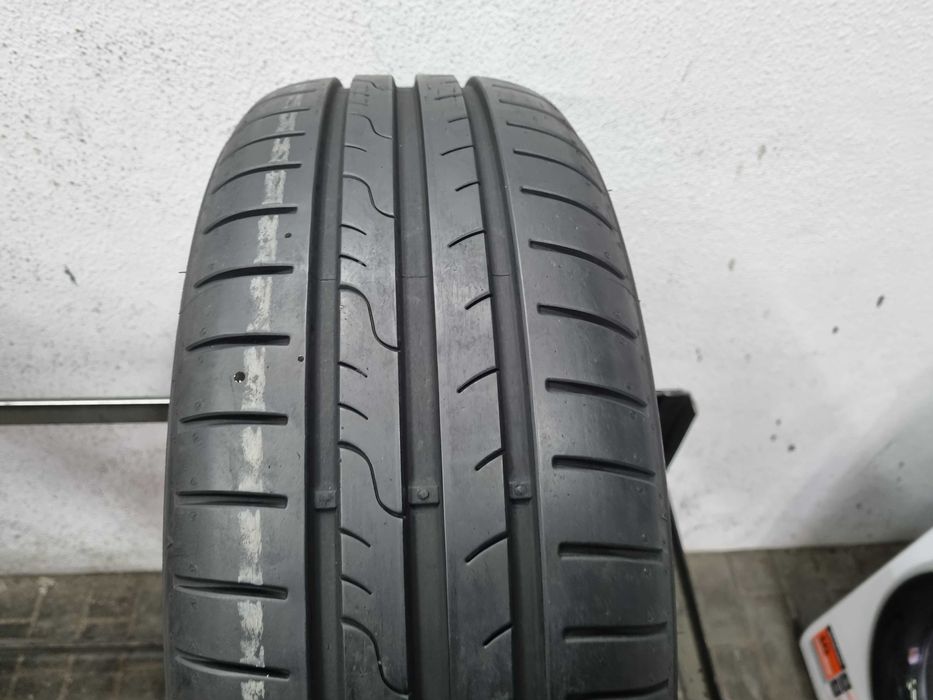 195/55/15 85V Dunlop Sport Bluresponse D.4218