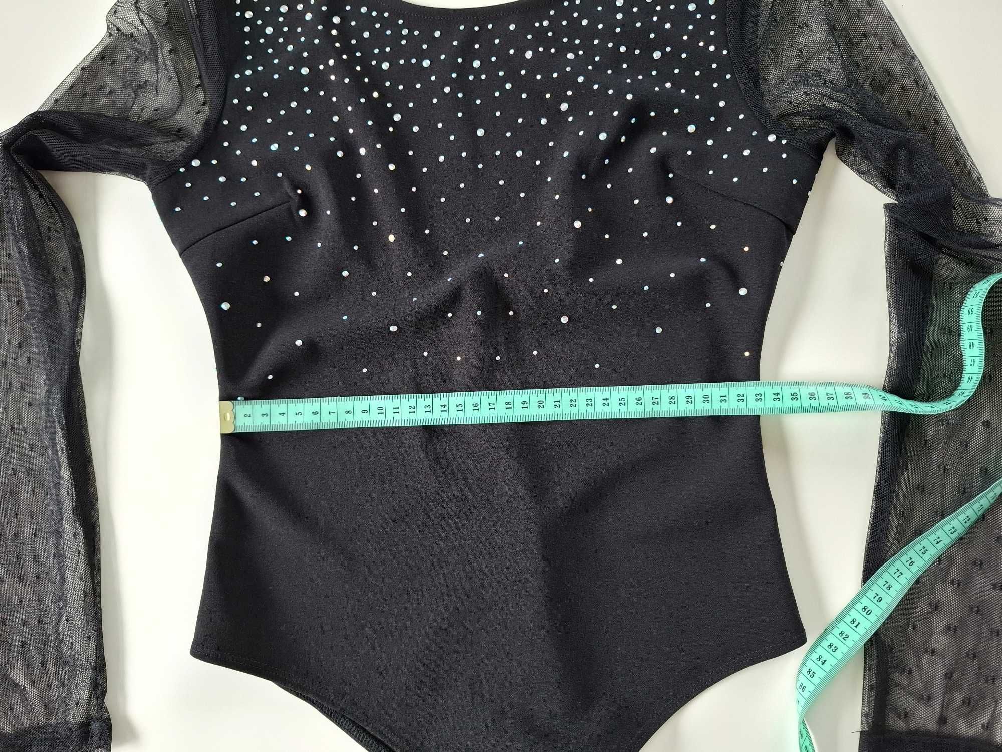 Eleganckie czarne body Pink Boom Paris z mieniącymi się kamyczkami