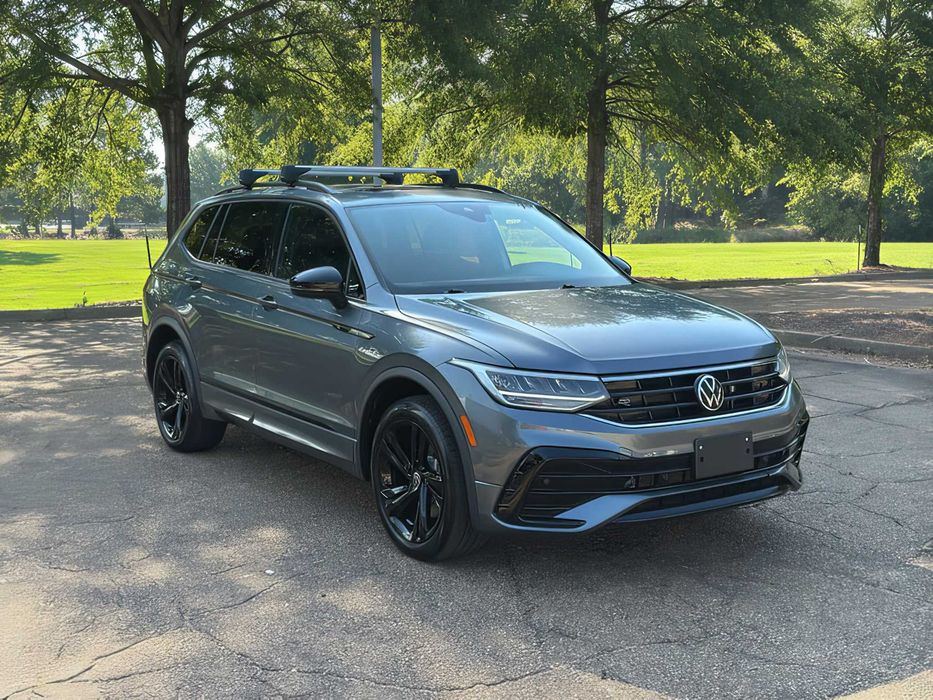 Volkswagen Tiguan SE R-Line      2023