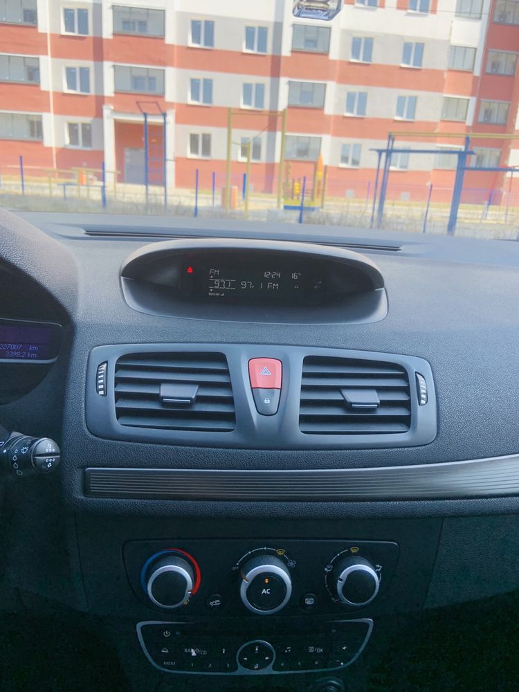 Renault Megane III поколение