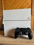 PlayStation 4 Fat (White) + 2 геймпада — отличное состояние