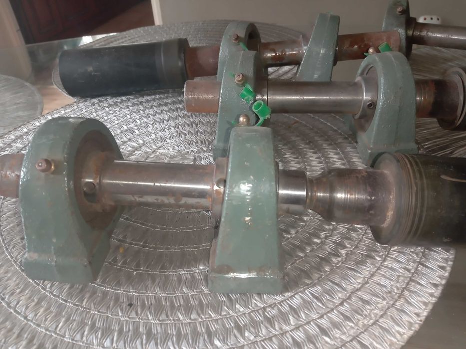 Zestaw 3 sztuki wałki z łożyskami