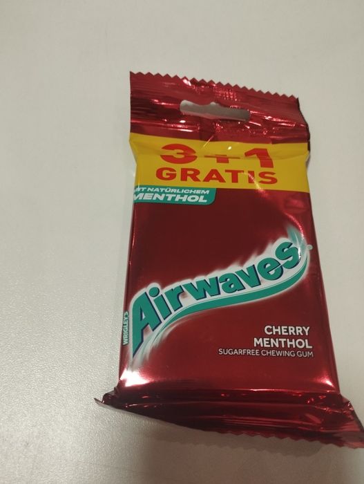 Gumy do żucia airwaves cherry menthol