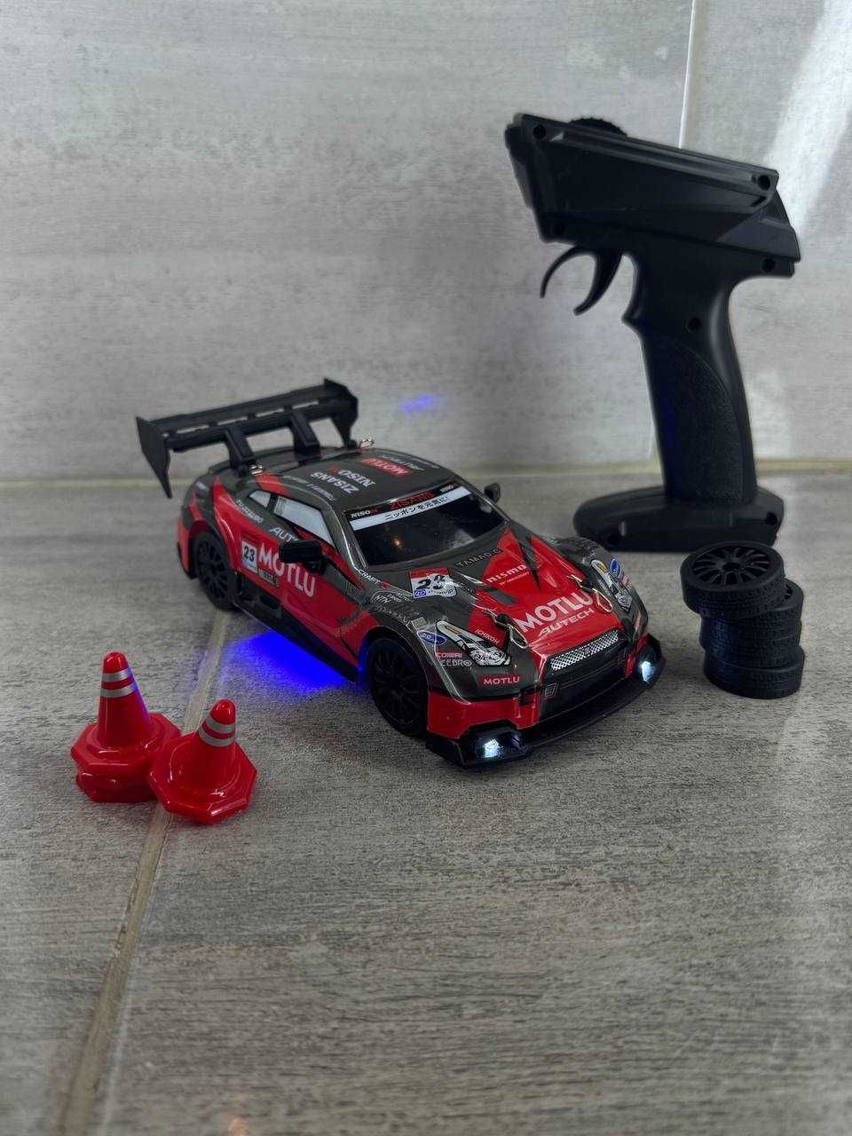 Дрифт машинка Nissan GTR | 1:24 | LED підсвічування | Новинка + Бонус!