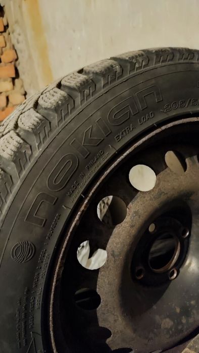 Зимова гума Nokian Hakkapelita