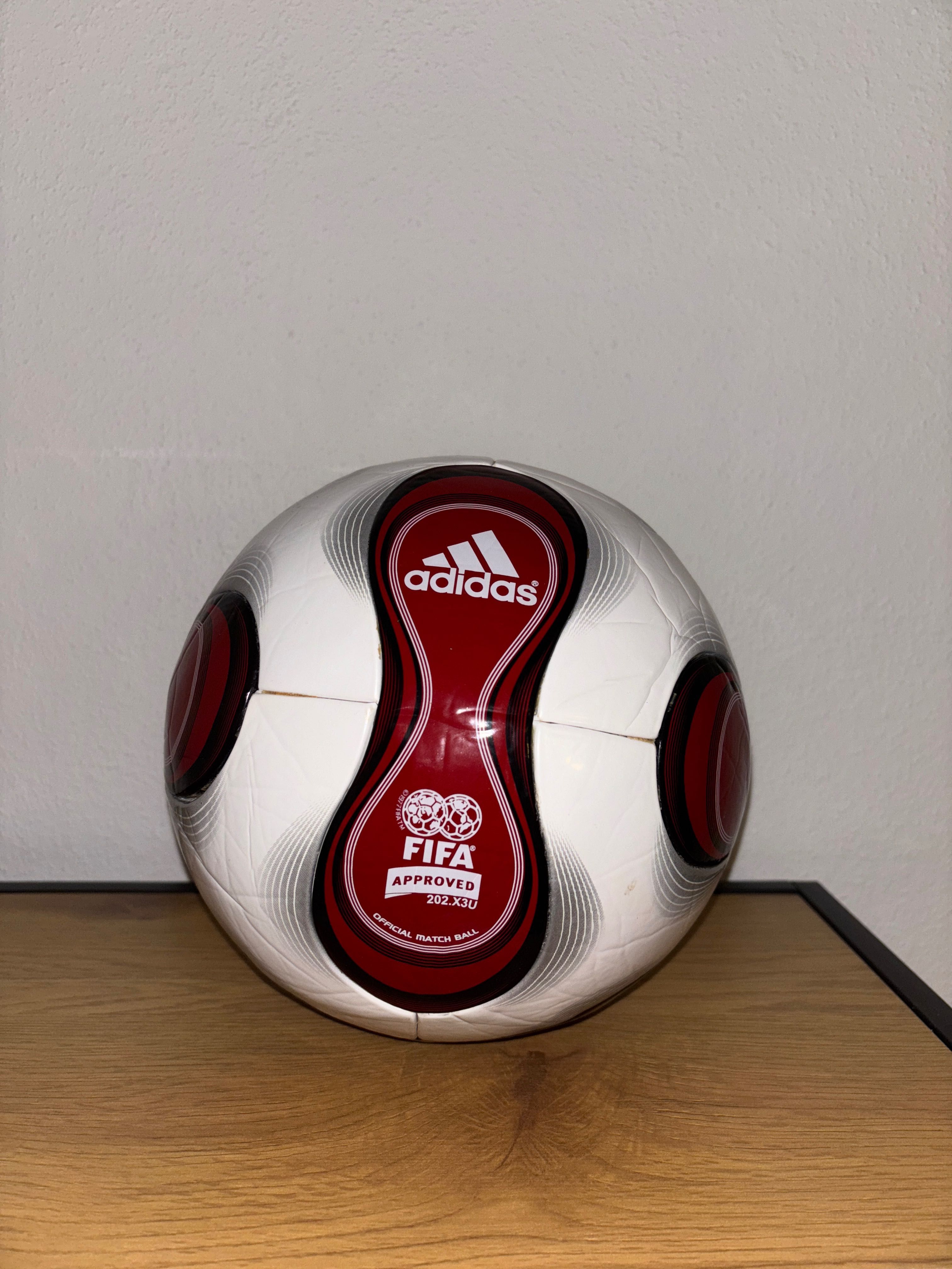 Piłka Adidas teamgeist OMB 2006
